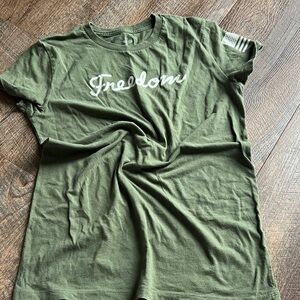 Under Armour Olive T-Shirt